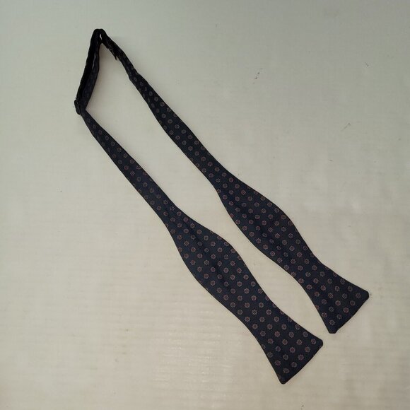 Briar Bow Tie Mens Necktie Bowtie Blue Foulard Paisley Silk Woven In England - Picture 2 of 7